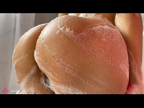 ❤️ Brunette شاور میں شدید orgasm کے لئے وائبریٹر کے ساتھ بلی میں مشت زنی کرتی ہے۔ ❤️❌  پر ur.analpics.ru ❌